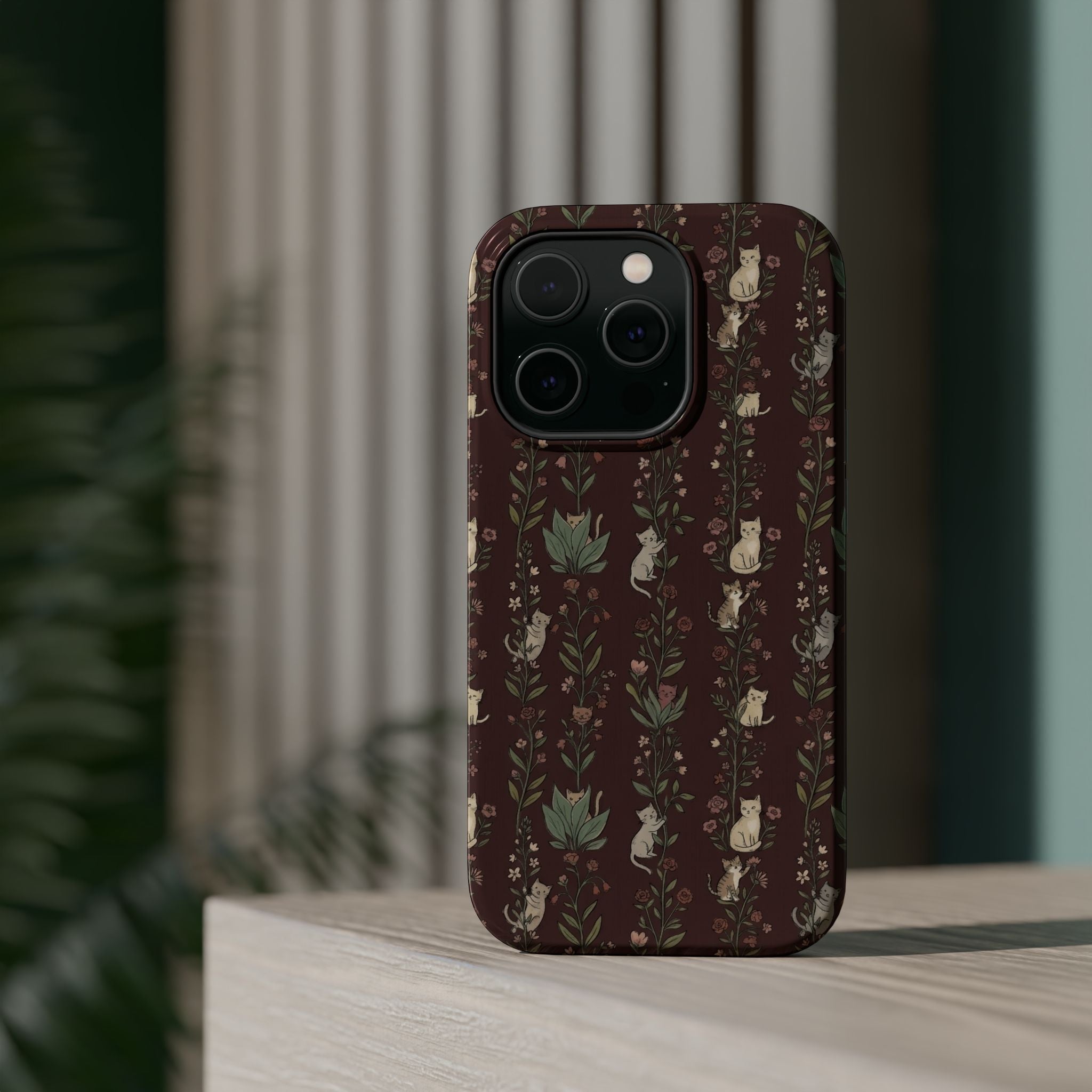 Curios Cat Hard Case